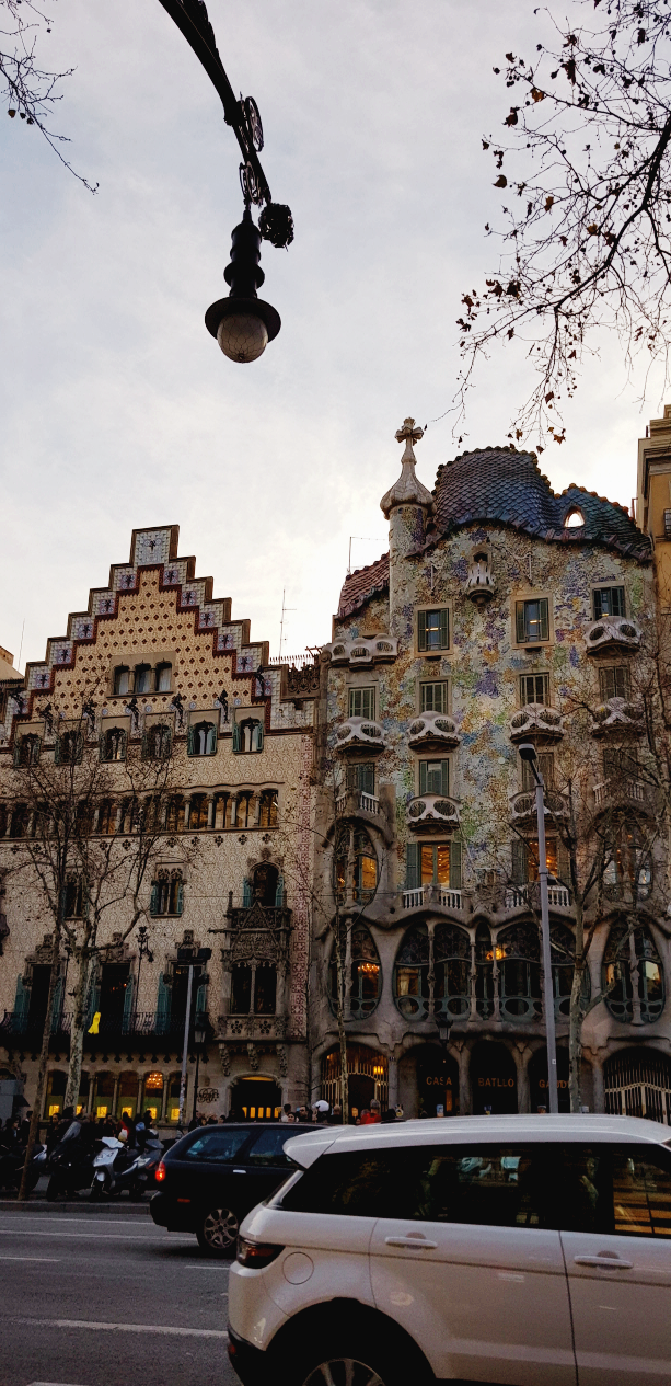 스페인 전시 미술관 바르셀로나 여행 전시 가우디 gaudi 건축의 까사바트요 Casa Batlló
