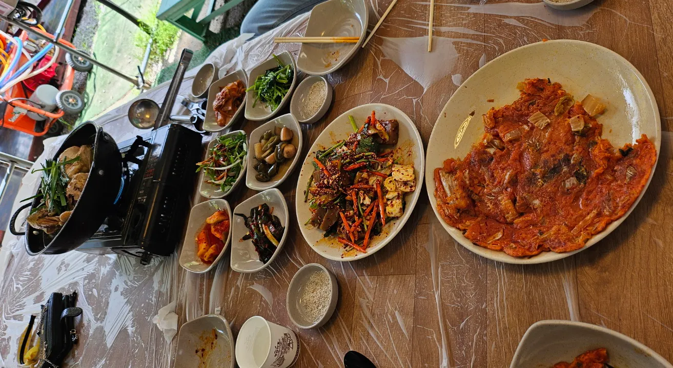 장흥폭포수식당 C코스 토종닭 및 도토리묵&#44; 김치천 사진