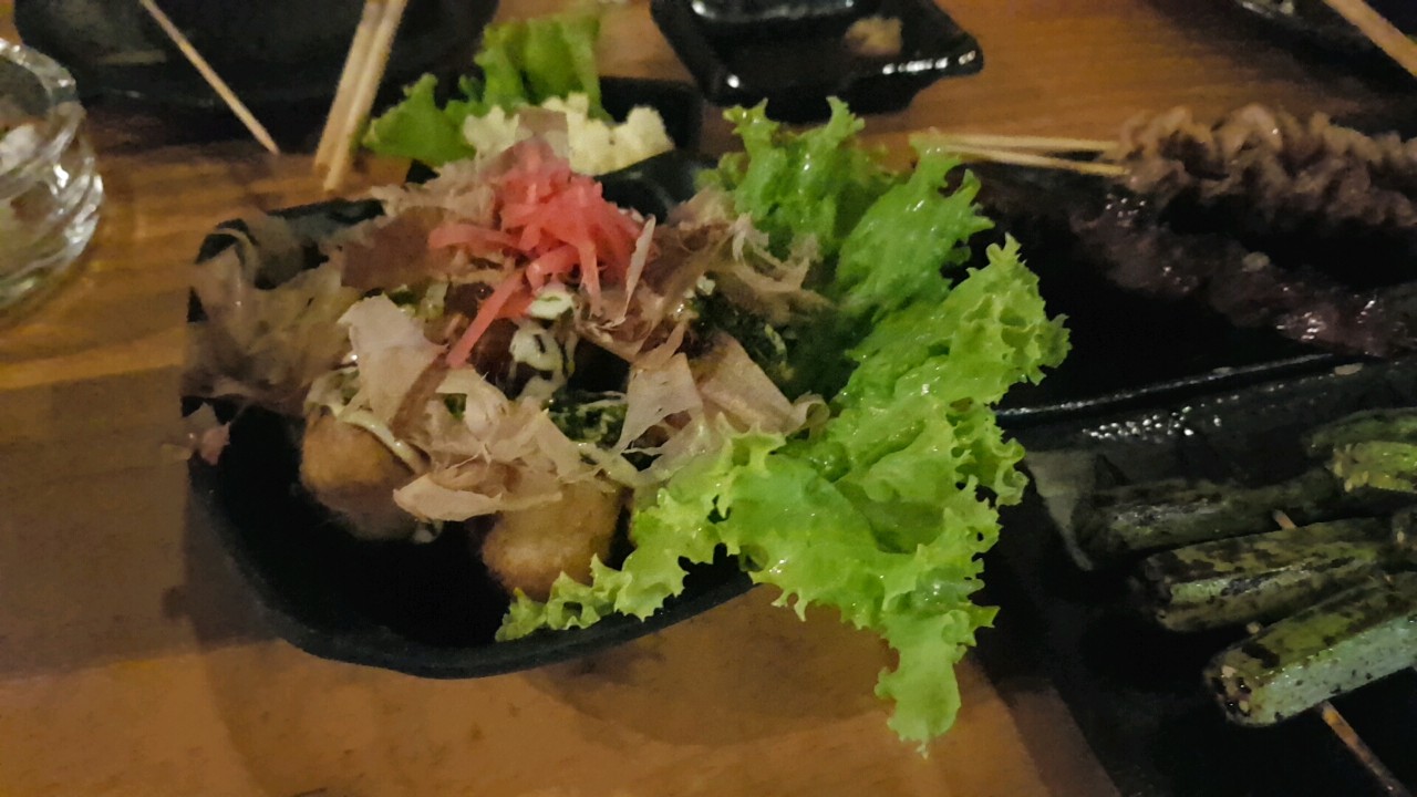 호치민 1군 레탄톤 이자까야 Torisho - 타코야키