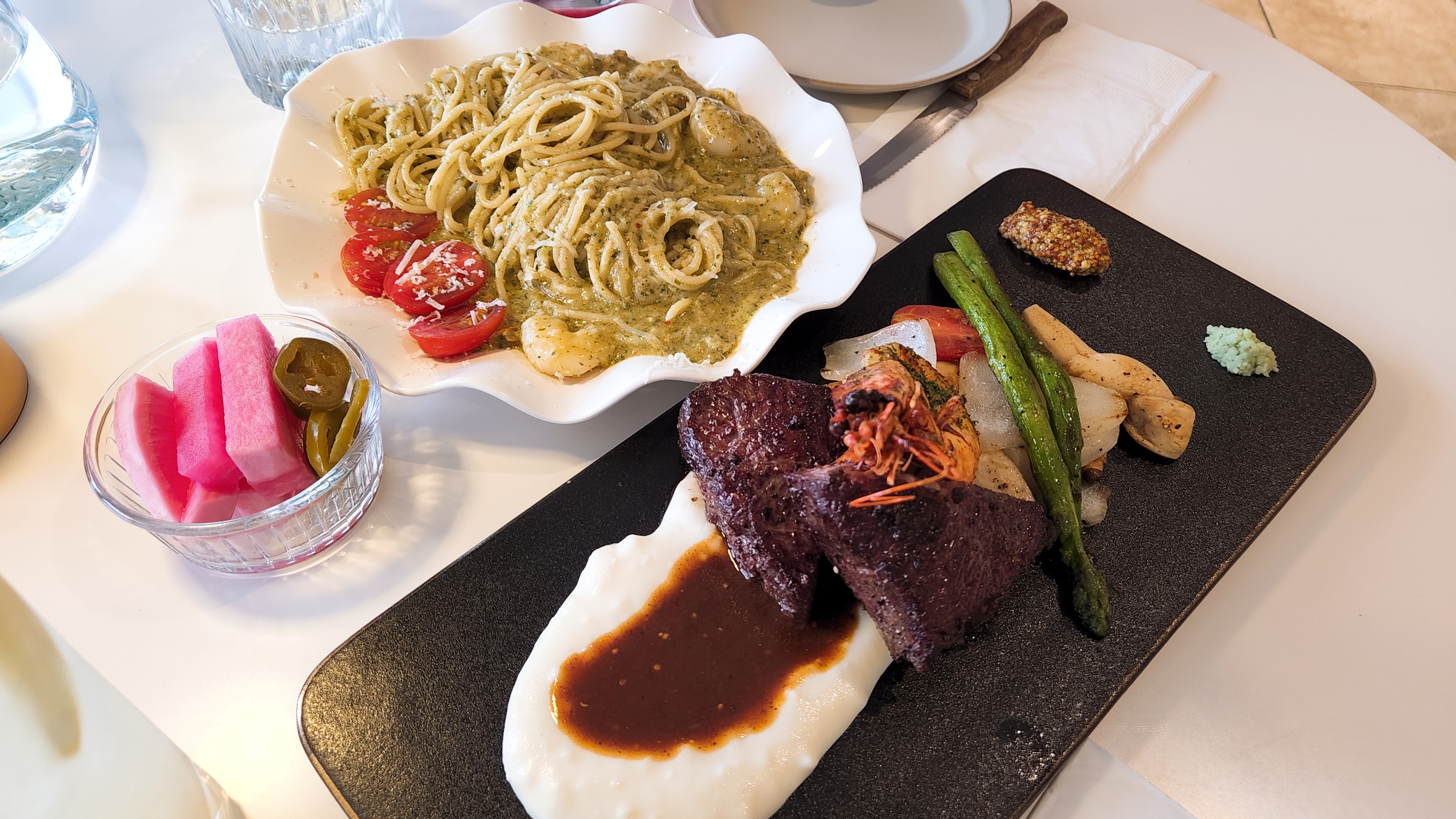  분위기와 맛까지 사로잡은 오션뷰 맛집 창원 귀산 헤이다이닝