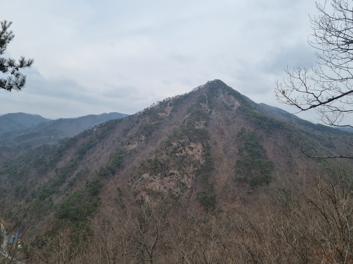 산봉우리