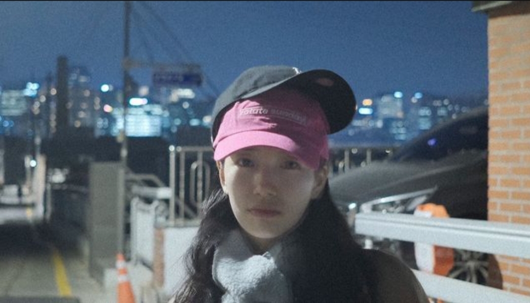  수지, 여전한 엉뚱 매력+미모…"촬영 끝나니 날이 풀리네"