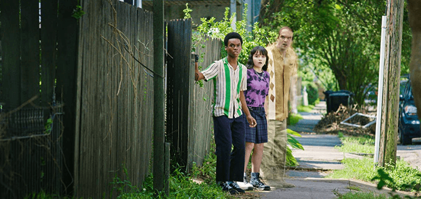 귀신과 함께 집에서 나온 아이들