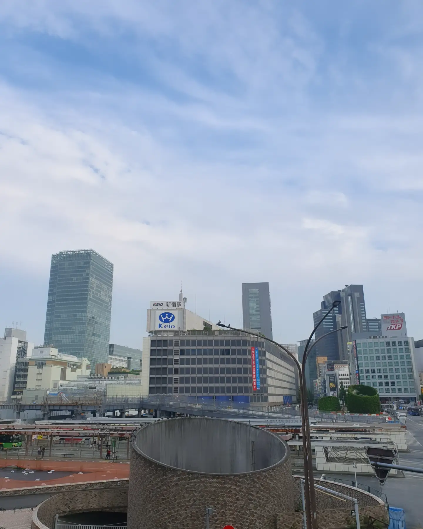 신주쿠역 주변 풍경