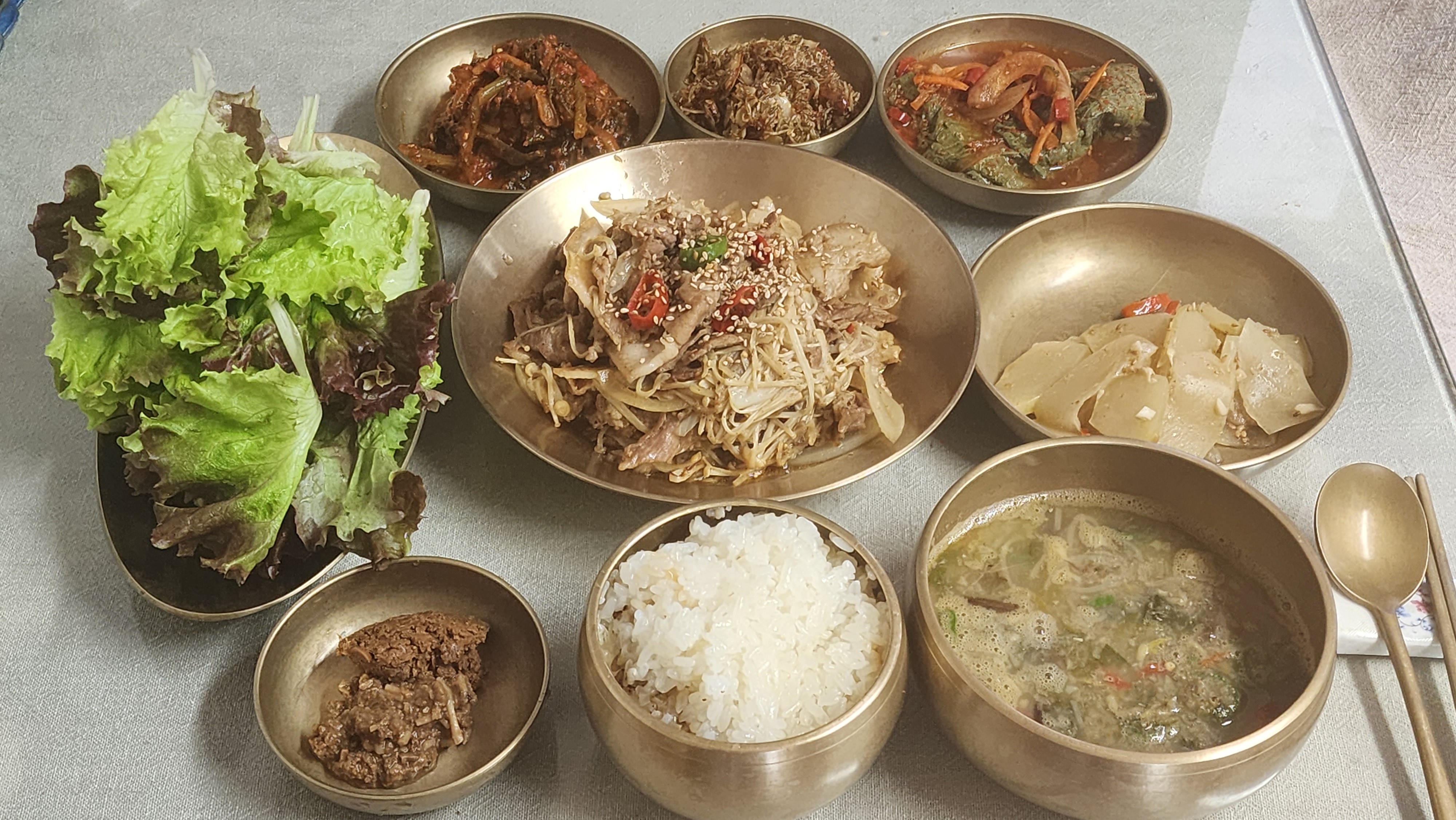 돼지밥상 이미지