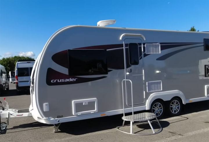  Elddis(엘디스) 카라반 신뢰할 수 있고 다재다능한 여행 동반자