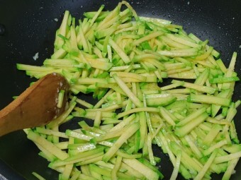 오늘잔치국수 이미지