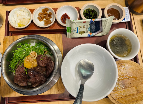 스테이크솥밥