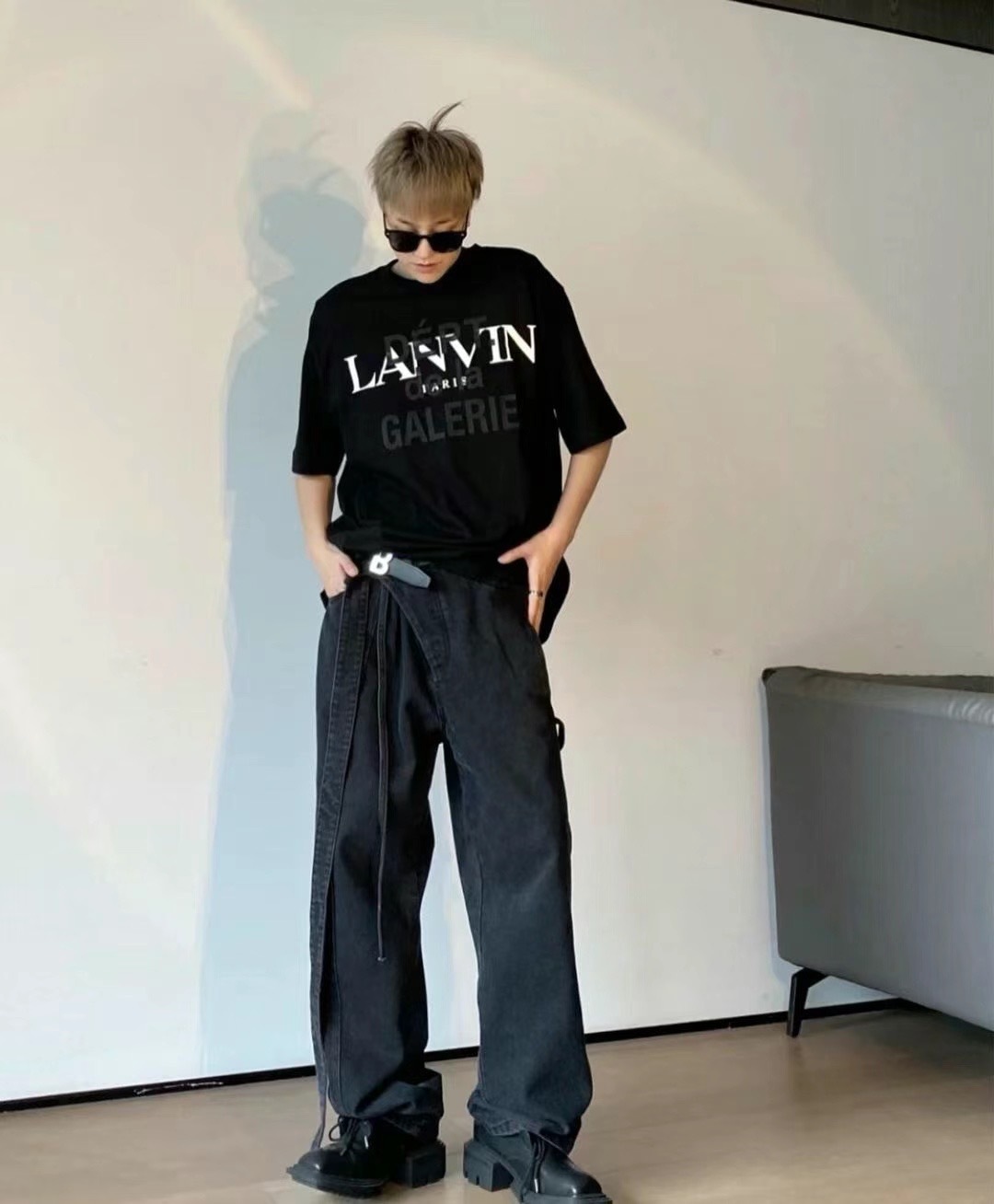  [LANVIN x GALLERY DEPT] 랑방 X 갤러리 디파트먼트 로고 페인트 마크 반팔 티셔츠 (2 COLOR)