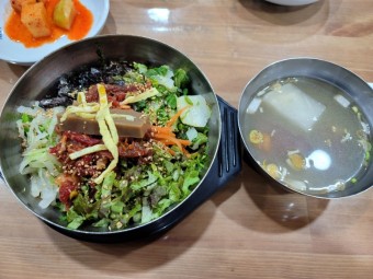 육회비빈밥 육회비빔밥