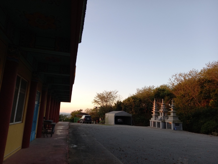 img.jpg