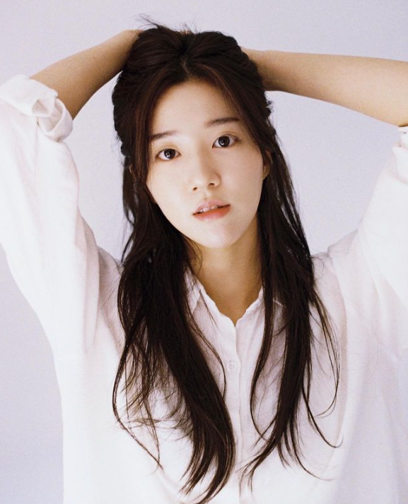 이지원 배우 프로필 나이 키 인스타 화보 브람스 출연작 슬의생 과거