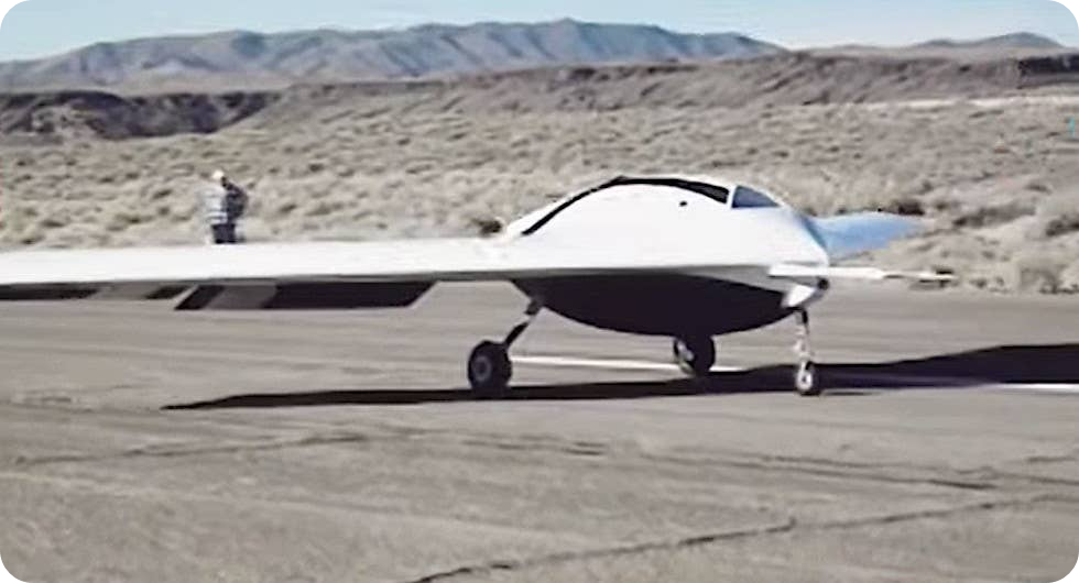 공식적인 프로젝트 Carrera 비디오 영상에 나오는 X-44A 모습