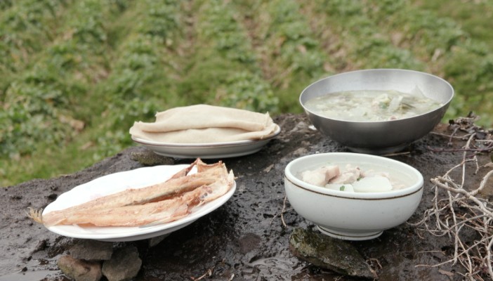 잡쩍뼈국-빙떡