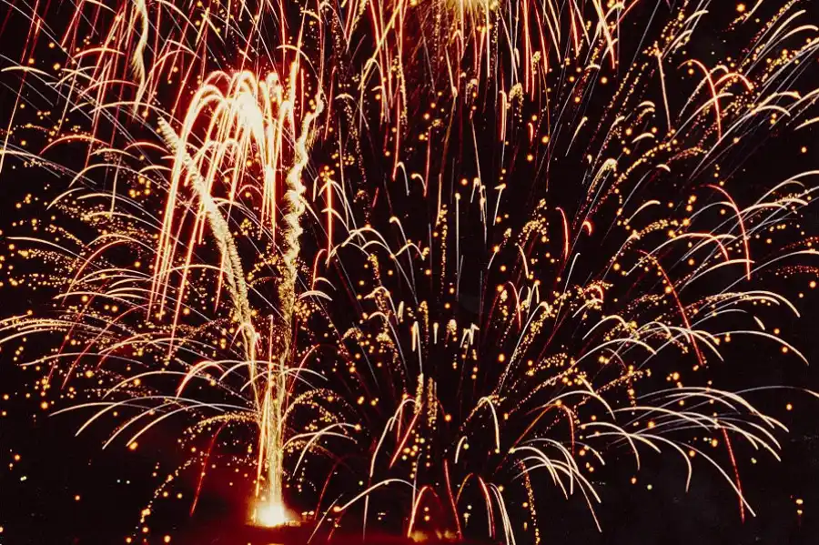 대정 시대부터 이어져 온 「아시야 불꽃 축제」