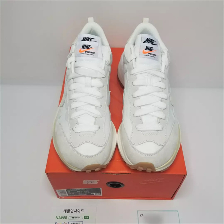  [NIKE] 나이키 X 사카이 베이퍼와플 세일 sail DD1875-100