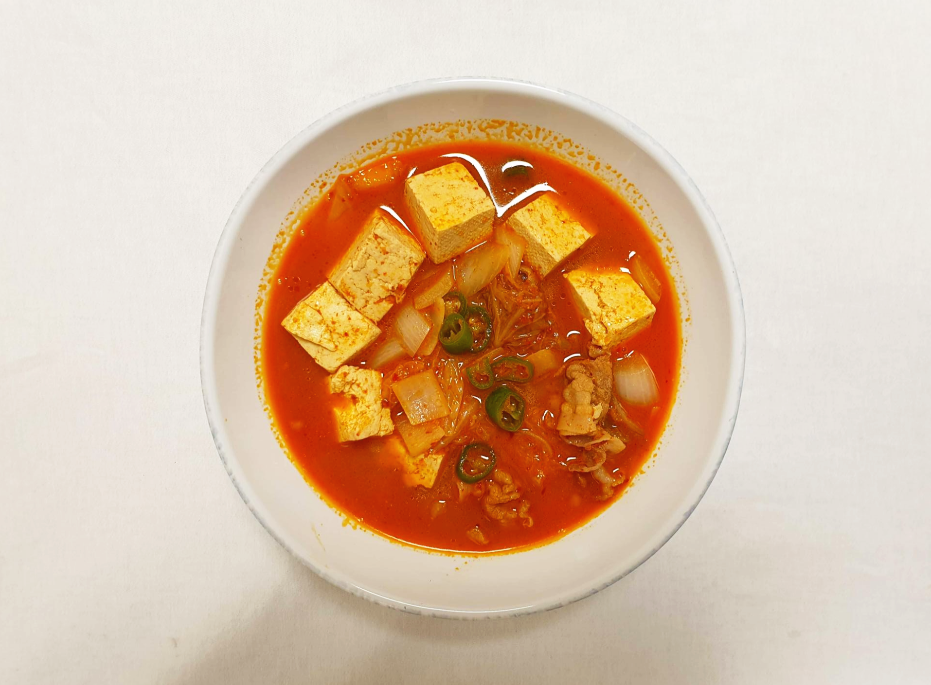  돼지고기 김치찌개 끓이기 대패삼겹살, 사골육수로 맛있게 끓이는법