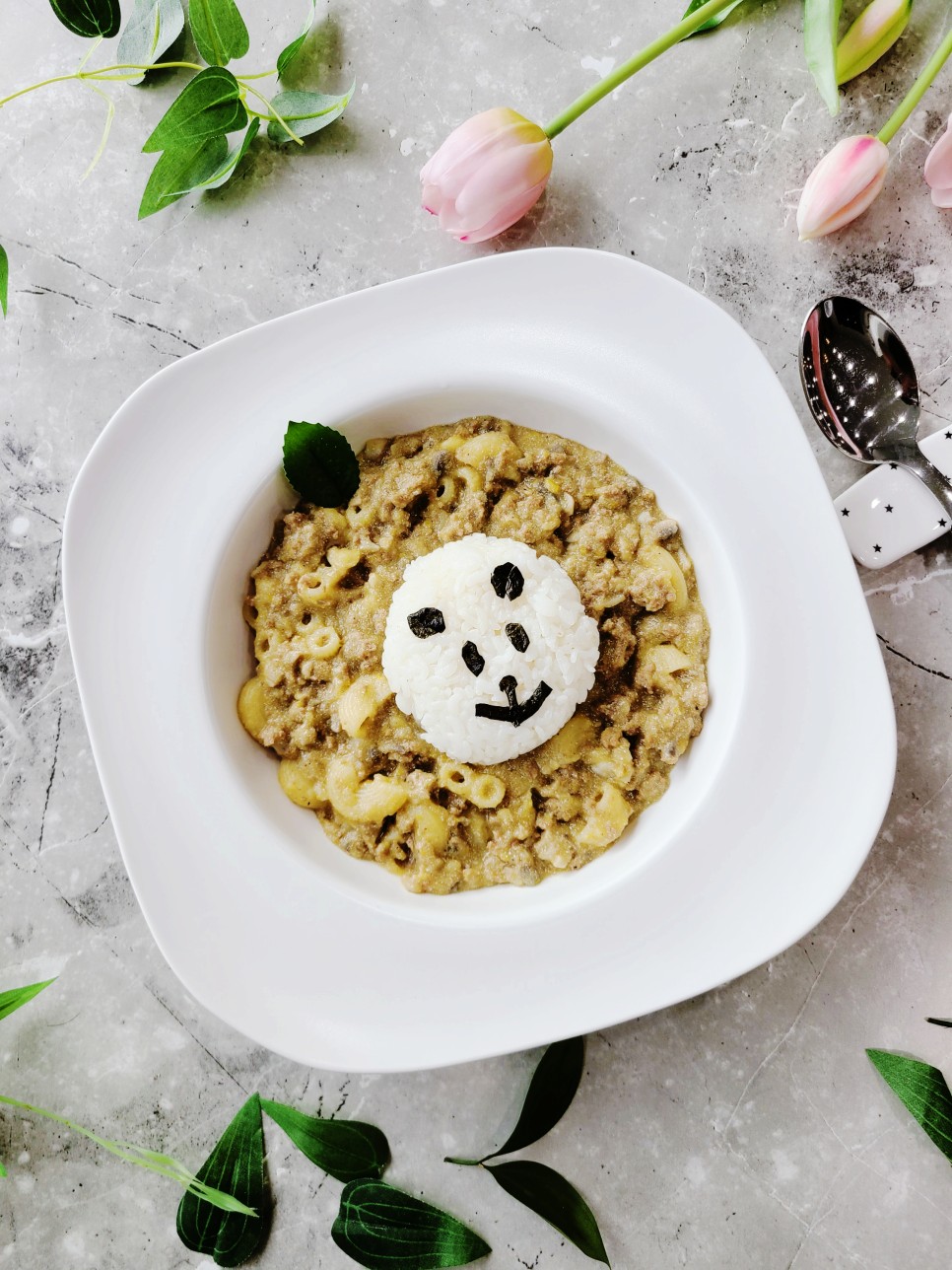 백팩커 백종원 러시아식 고기 스튜 만들기 비프 스튜 파프리카 버섯을 넣고 버섯 크림 리조또 마카로니 삶은 법 비프 스트로가노프 다진 고기 요리