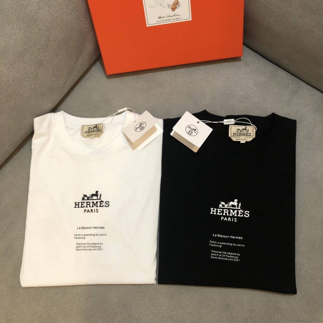  [HERMES] 에르메스 로고 반팔 티셔츠 (2 COLOR)