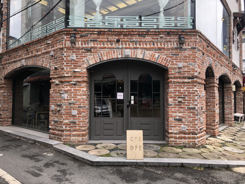 오픈주방 [전주 카페] 샘샘커피 분위기 4