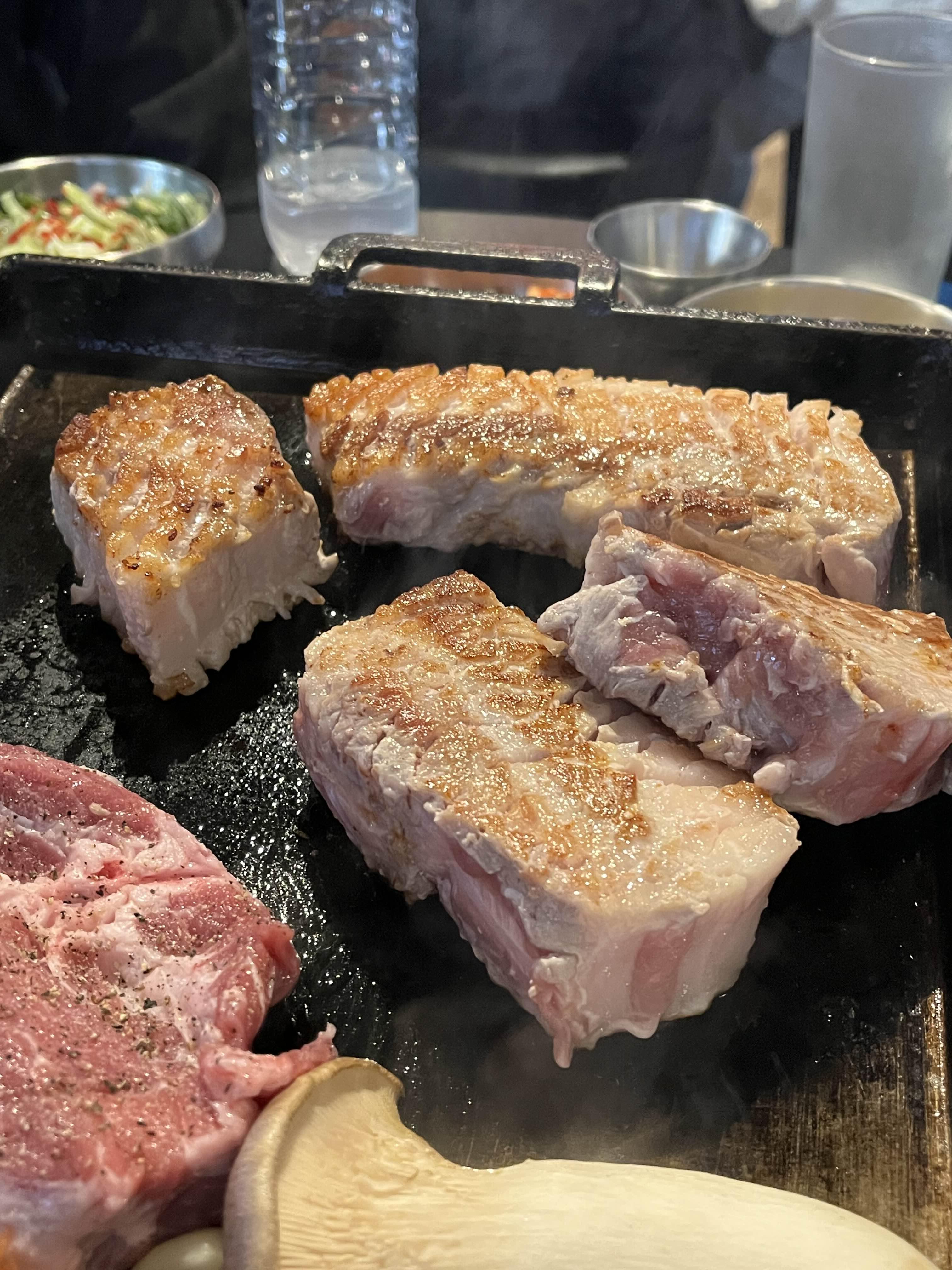 삼겹살 ,  넥 컷