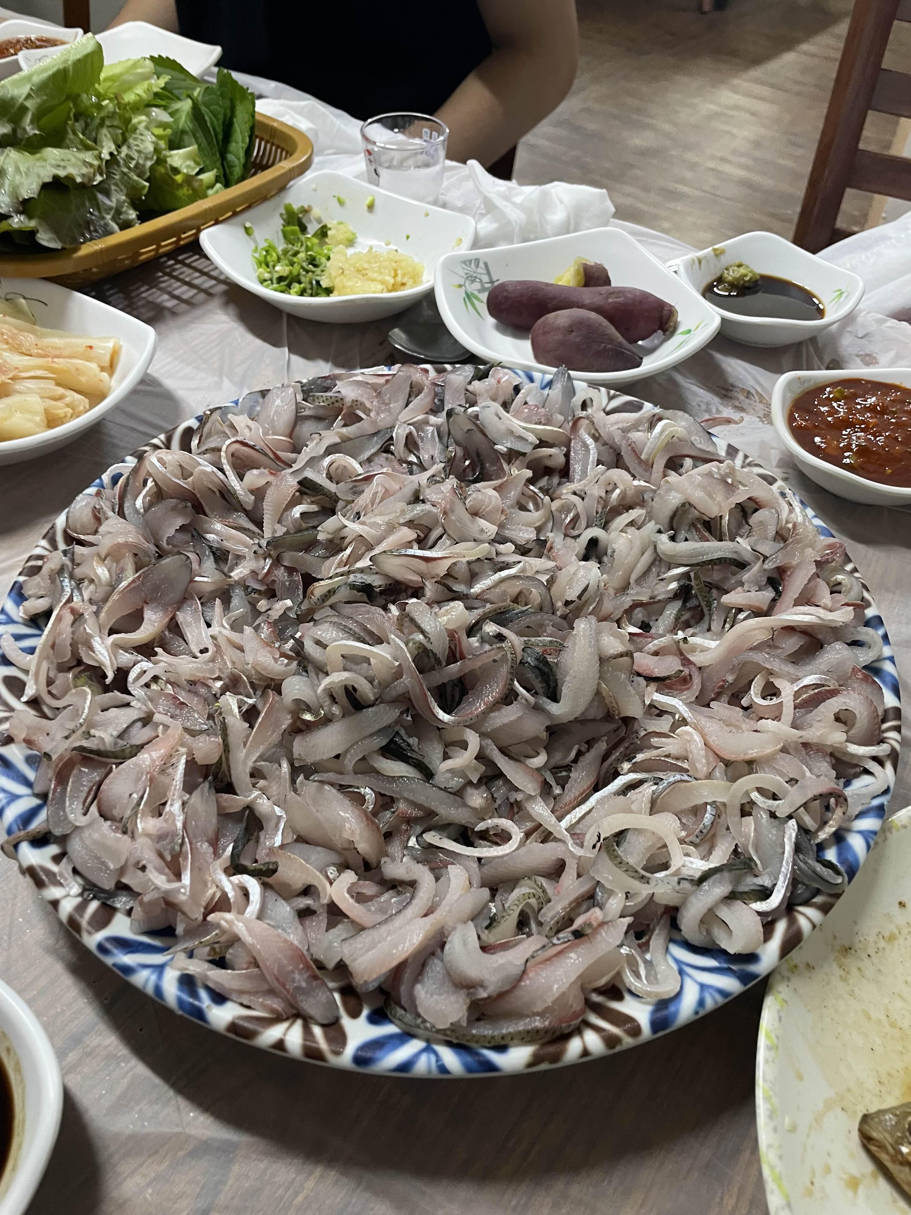  부산 명지시장 전어축제 끝나도 저렴한가격에 푸짐하게 전어 먹을수 있는곳!
