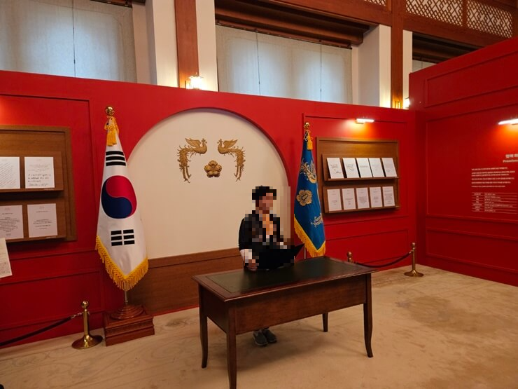 청와대 본관 전시