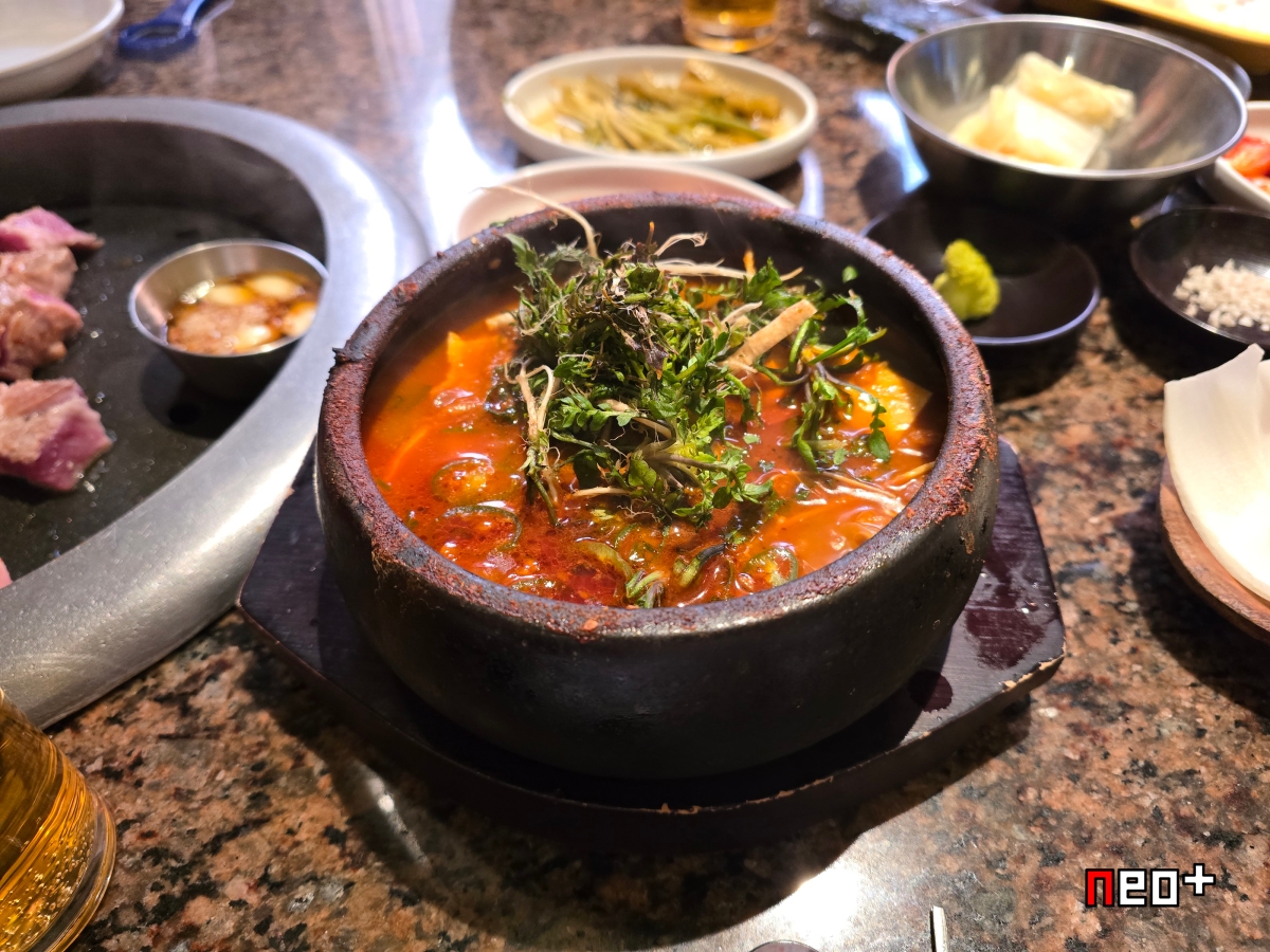 돼지촌 이미지