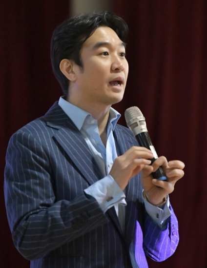 조승연 작가