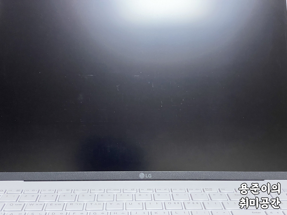 LG 그램 2023 16ZD90R-EX56K 성능과 사용 후기 - LG 그램 2023 16ZD90R-EX56K 성능과 사용 후기 - 전반적인 2주 사용후기 LG 그램 2023 16ZD90R-EX56K 성능과 사용 후기 - LG 그램 2023 16ZD90R-EX56K 성능과 사용 후기 - 전반적인 2주 사용후기
