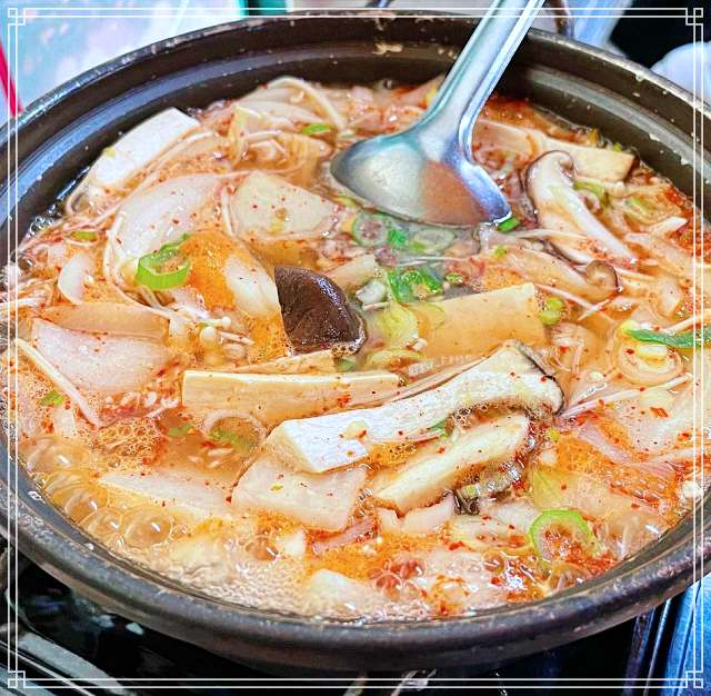 생생정보 마당 경기 파주 손두부&#44; 콩국수 맛집