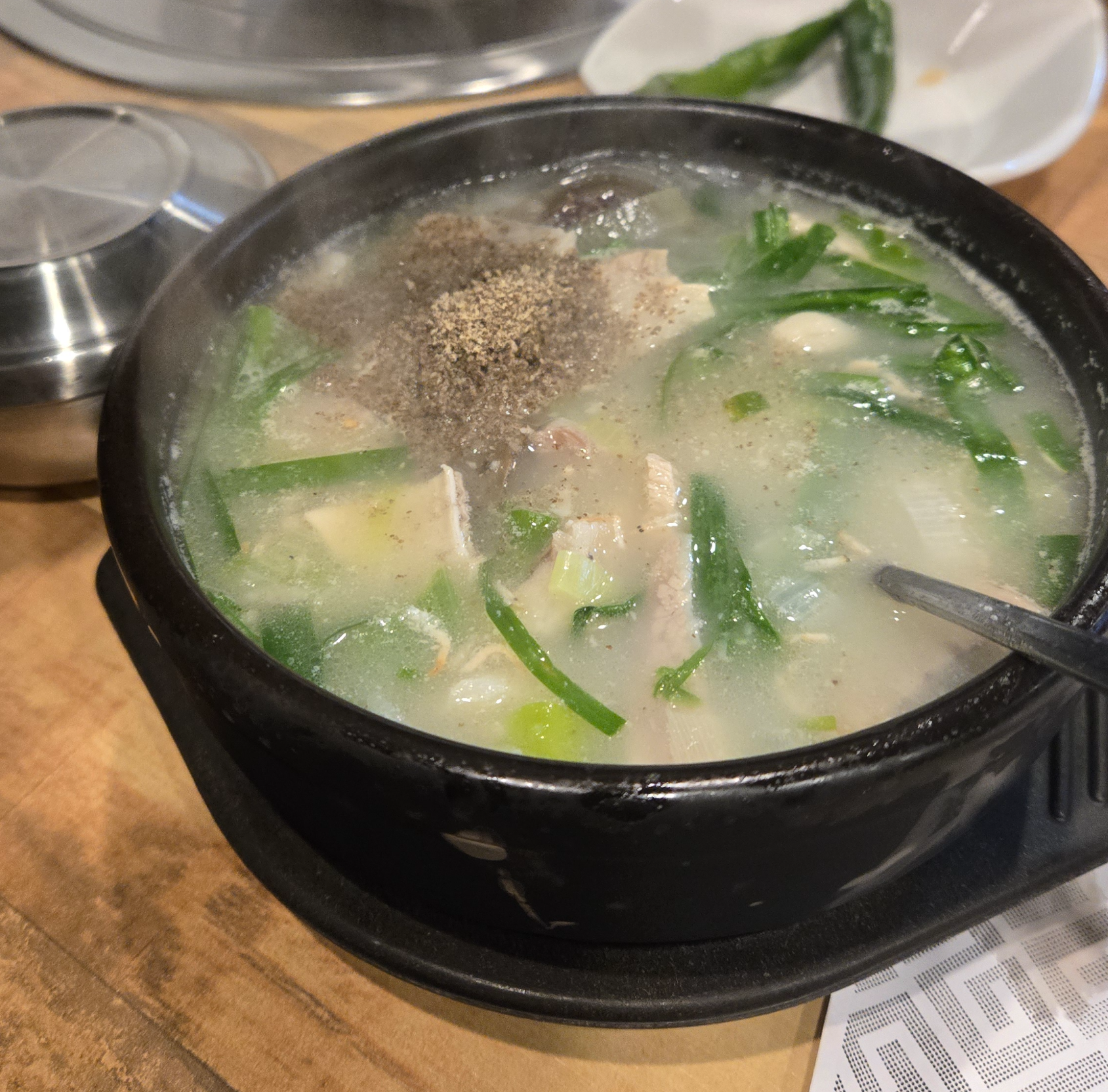 고봉뚝배기 이미지