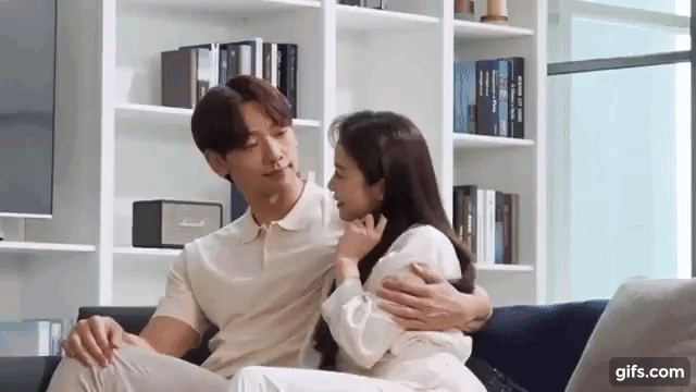  가수 겸 배우 비(정지훈) 청담동 빌딩 495억원에 매각