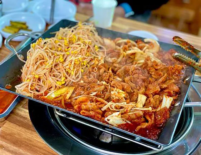 둥구나무집
