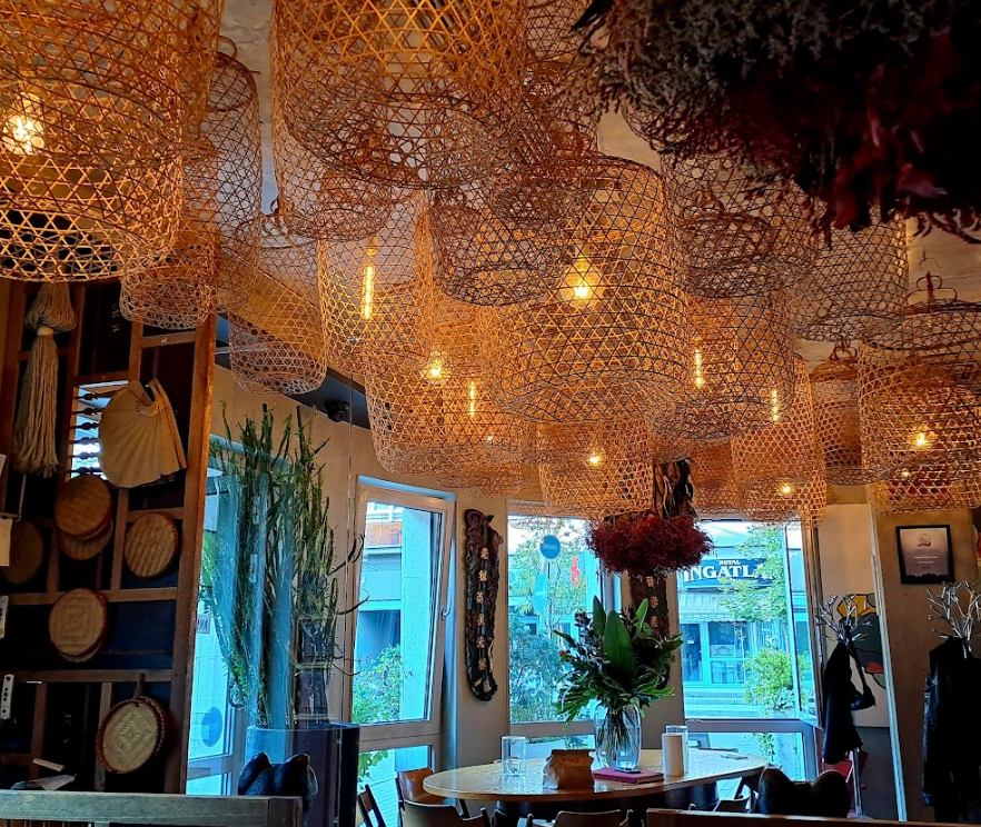 헝가리 부다페스트 베트남 음식 맛집 "Khan Asian Food & Bar"