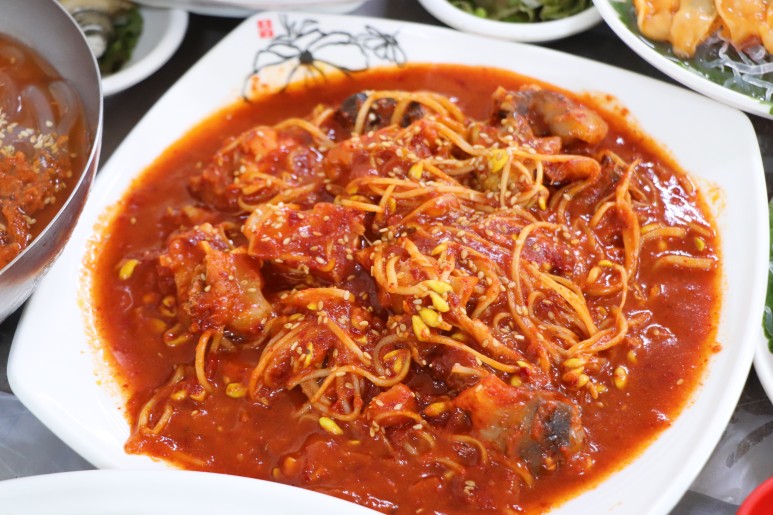 2tv 디너 라이브 정보. 60가지 요리를 먹을 수 있는 충청도 7번지 14