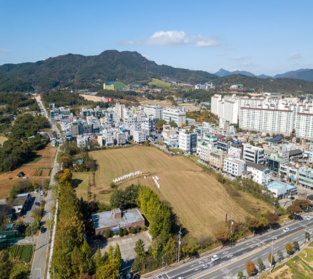 DL건설&#44;충남 홍성군 월산리 공동주택 신축공사 수주 ㅣ 현대엔지니어링 컨소시엄&#44; 첨단3지구 주택 부지 개발 우선협상대상자 선정