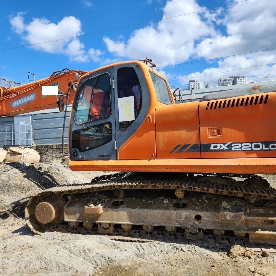  두산 DX220LC 2010년식 4300만원 판매합니다.