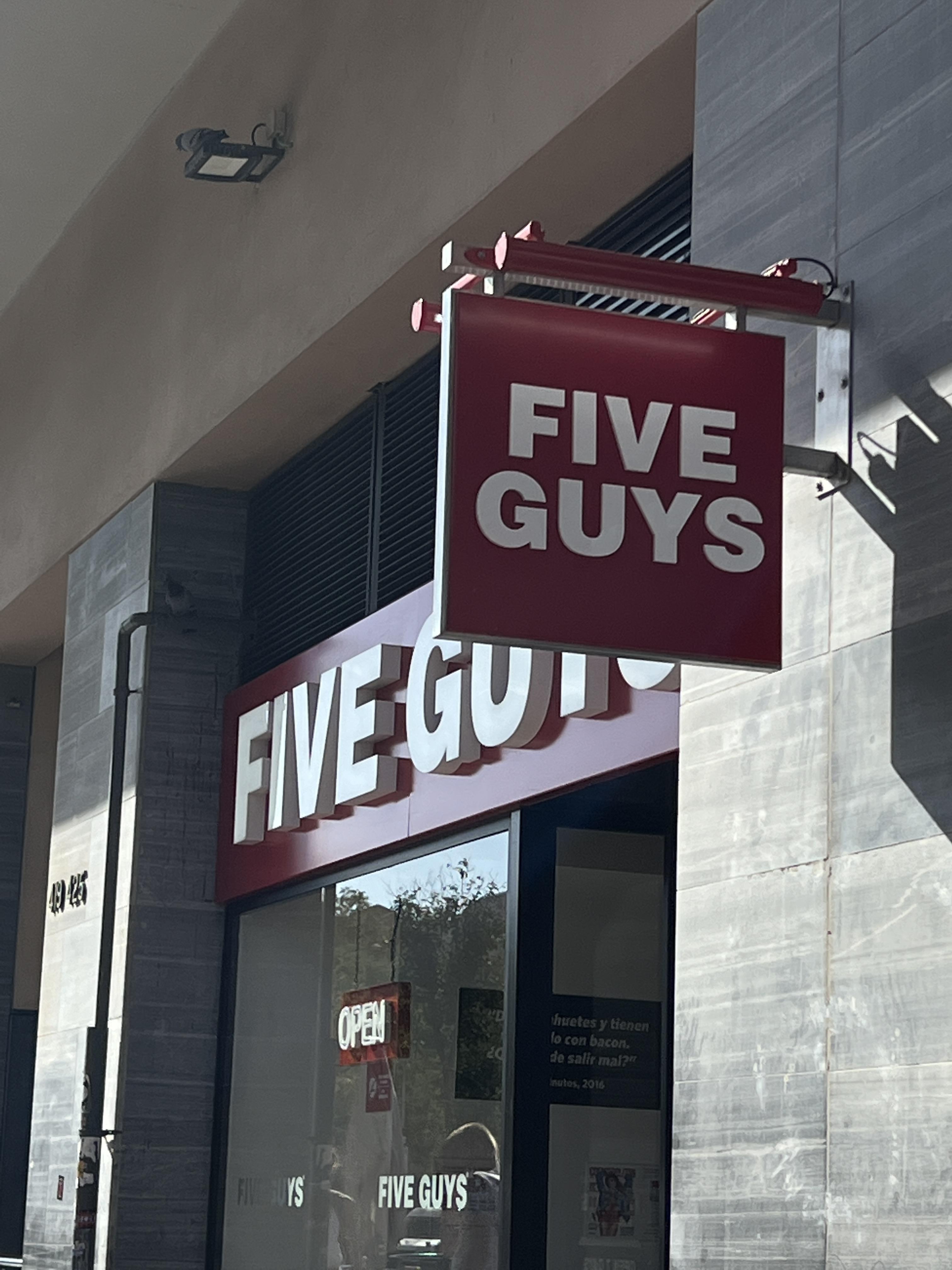 파이브가이즈 FIVE GUYS