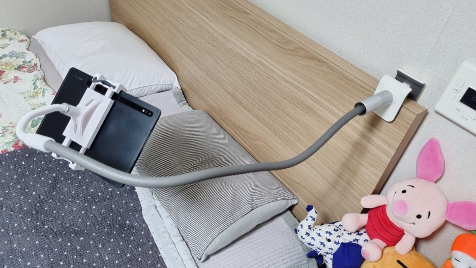  [내돈내산] 이제 침대에서 자유롭게 유튜브, 넷플릭스 감상! 루아모 침대 태블릿 거치대 TH1 솔직후기