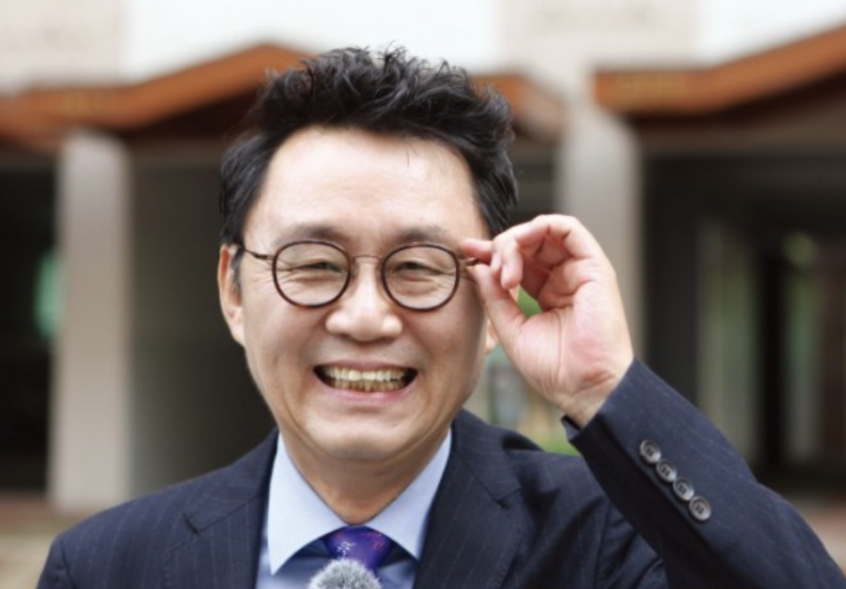  정치인 윤창중 프로필 나이 고향 학력 이력 (기자 출신)