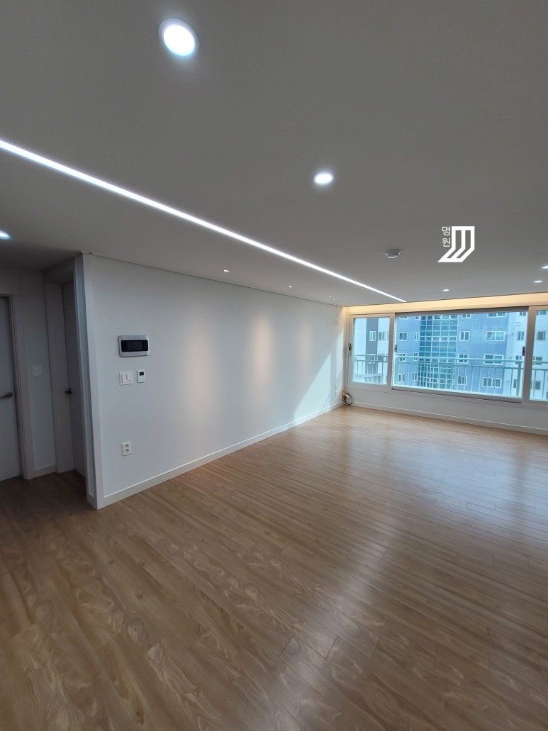 아트월 반대편 공간