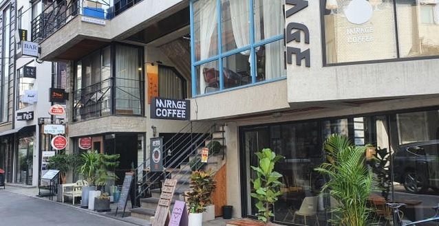  연남동에서