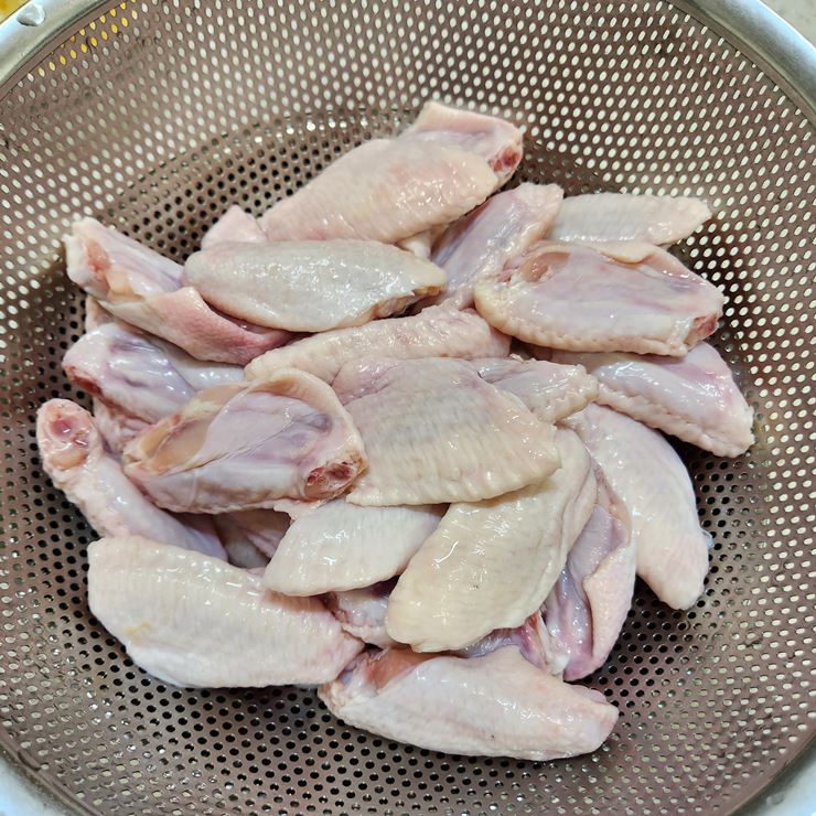 간장치킨 소스 만들기 닭날개로 간장치킨 만드는 방법 간장치킨 소스 만들기 닭날개로 간장치킨 만드는 방법