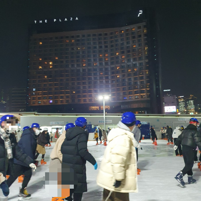 스케이트 타는 사람들 사진