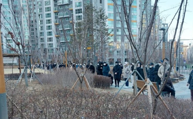  “내 투표지 못맡겨” 투표지 갖고 돌아간 확진자...본투표 사실상 불허
