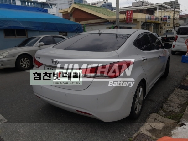  힘찬밧데리본점 아반떼MD 밧데리 중앙동밧데리 로케트 프리미엄밧데리 GP57220