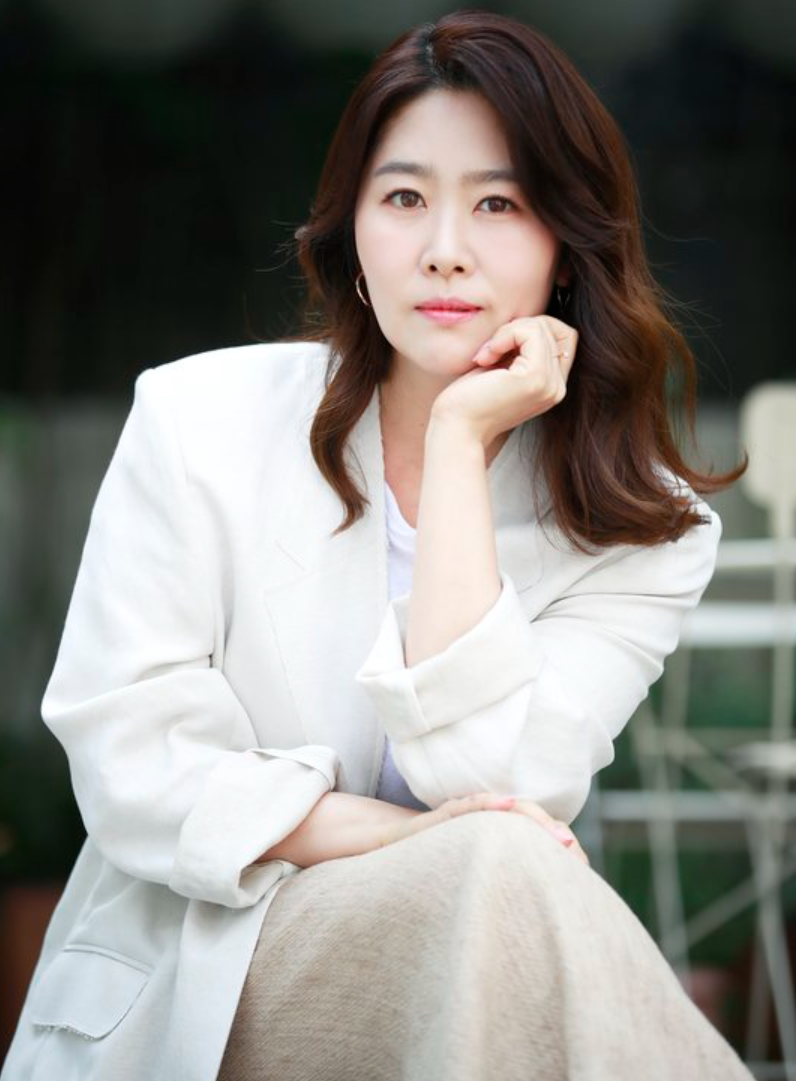 김지영 배우 나이 프로필 키 결혼 남편 남성진 복길이 화보 과거 출연작 드라마 극한직업 희귀병