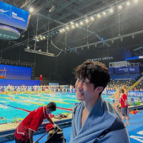  황선우 한국신기록 달성 : 100m 접영 금메달