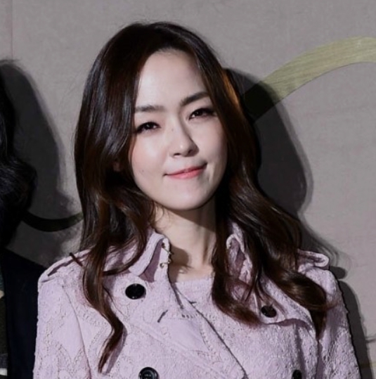 김윤아 사진